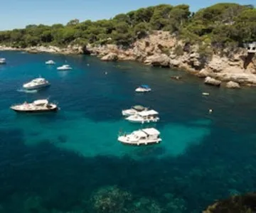 Cap d'Antibes: 2.5-Hour Boat Excursion